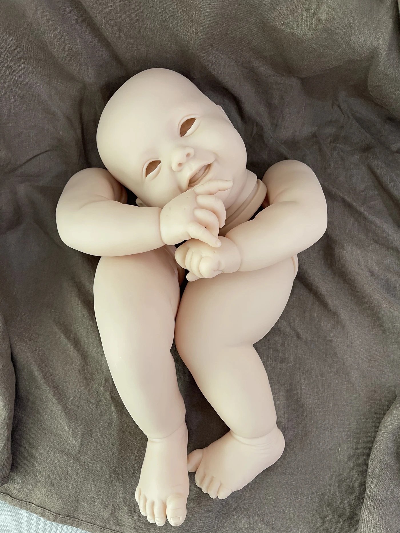 24-дюймовый комплект Reborn Baby Doll DIY Пустой Комплект Kodi Reborn Свежий цвет Мягкие Неокрашенные Незаконченные Улыбающиеся куклы Младенцы